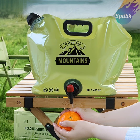 Collapsible 8L water container