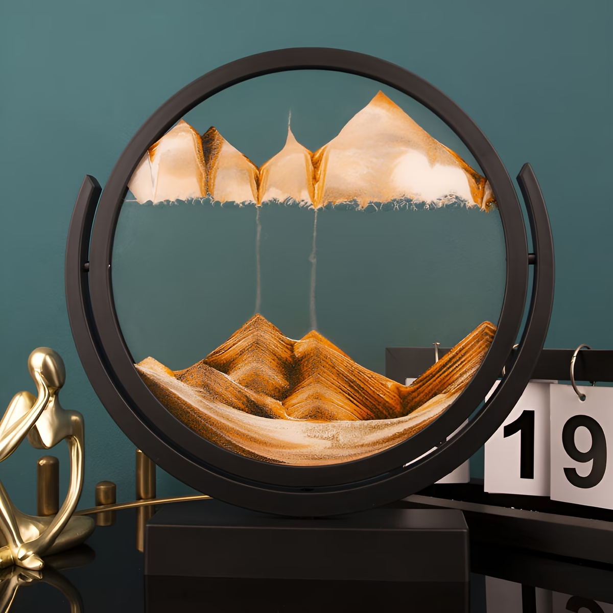 The sand art in amber