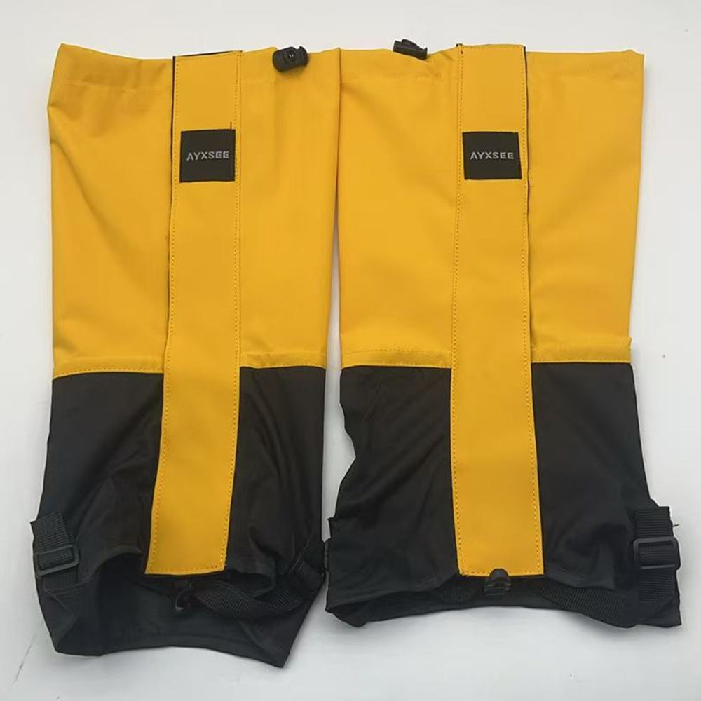Gaiters in yellow
